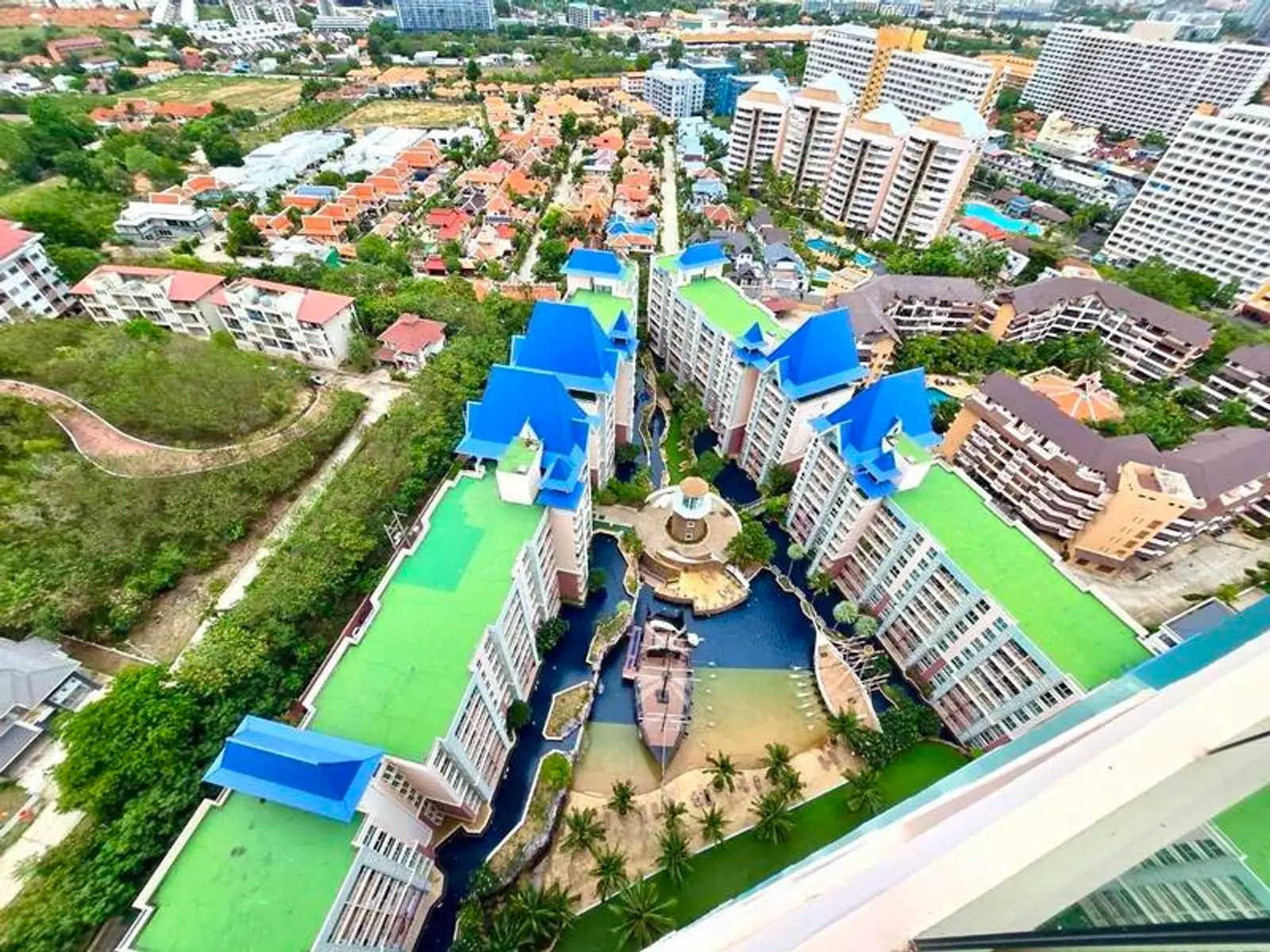 Condo 1 chambre à louer — Pratamnak, Pattaya