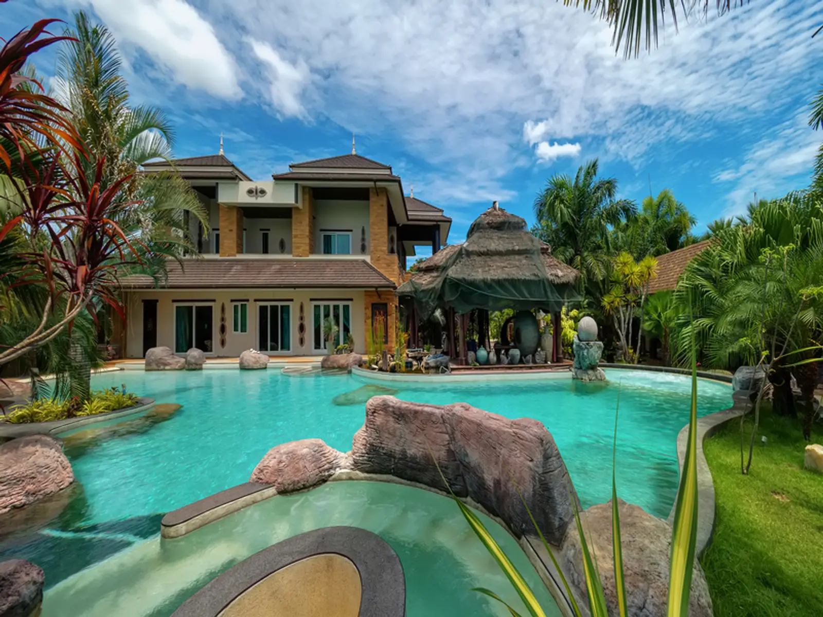 Villa avec piscine 7 chambres à vendre — Sattahip, Pattaya