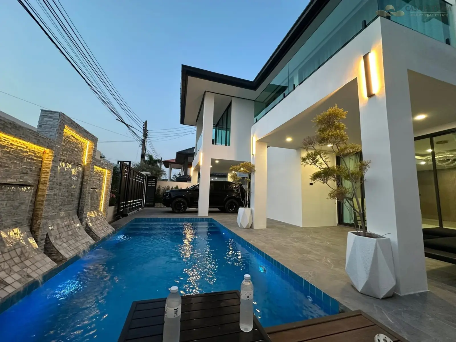 Villa avec piscine 5 chambres à vendre ou à louer — Jomtien Beach, Pattaya
