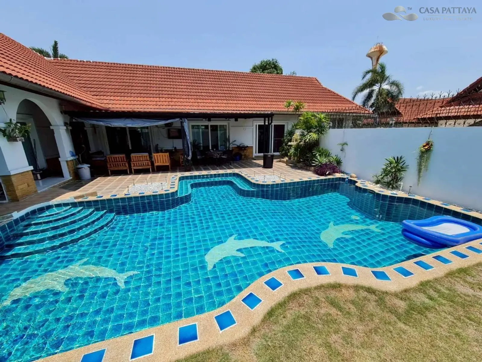 Villa avec piscine 3 chambres à vendre — East Pattaya, Pattaya