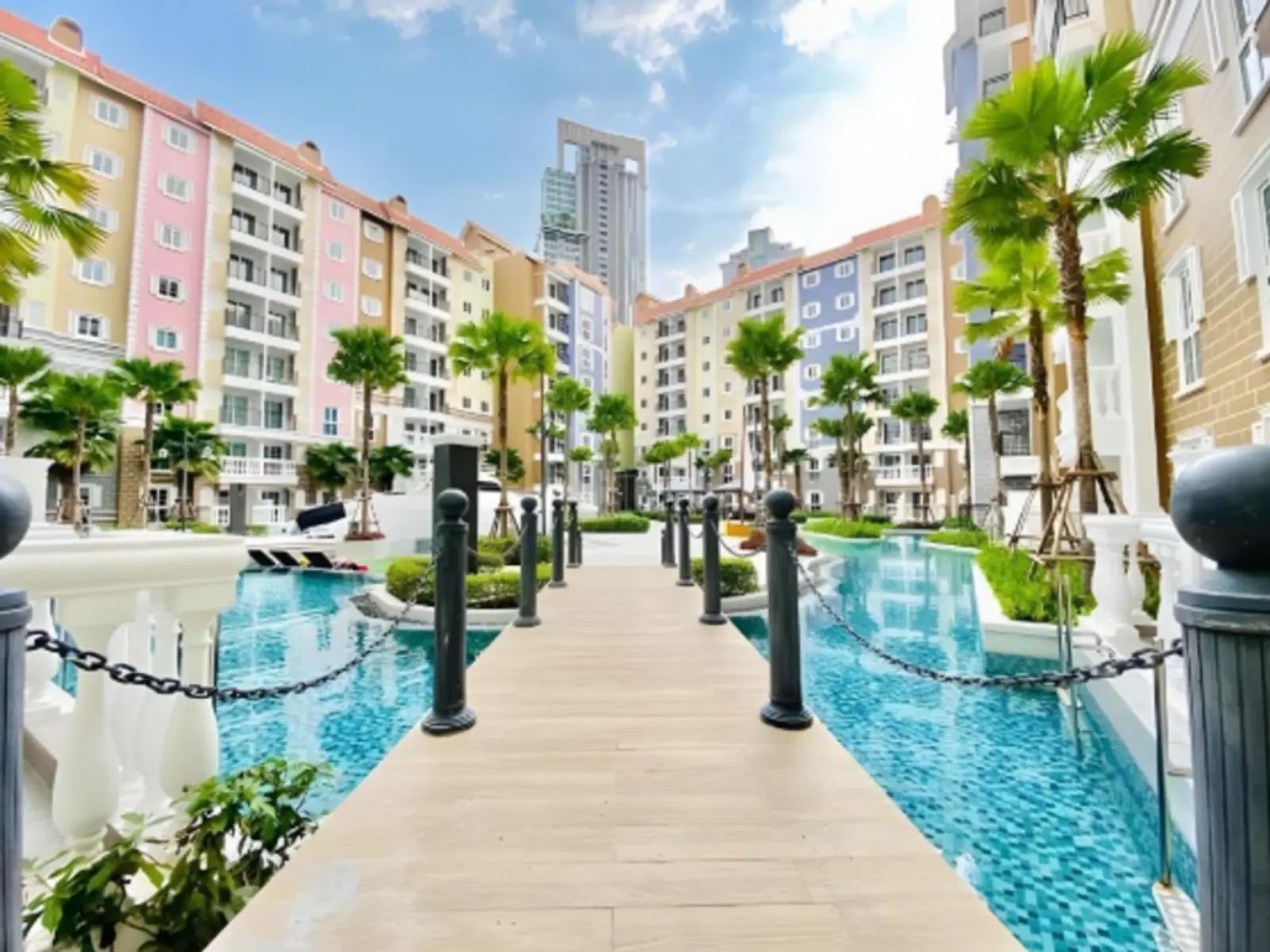 Condo plage à pied à vendre — Na Jomtien Beach, Pattaya