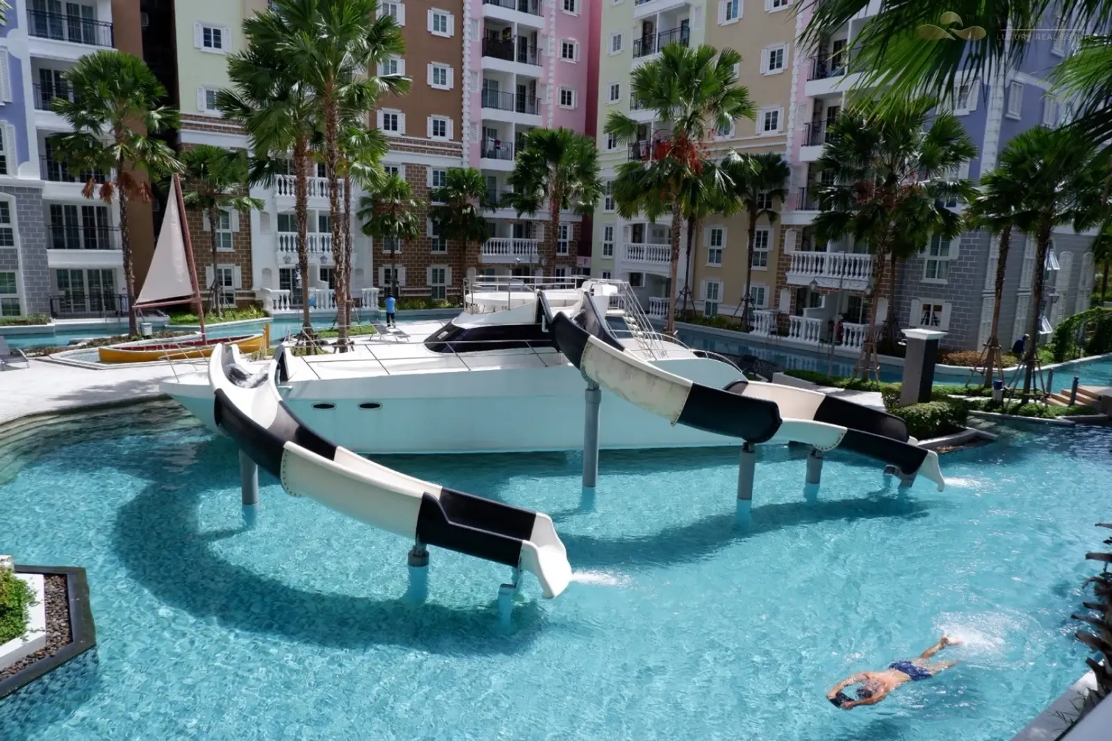 Condo 2 chambres plage à pied à vendre — Jomtien Beach, Pattaya