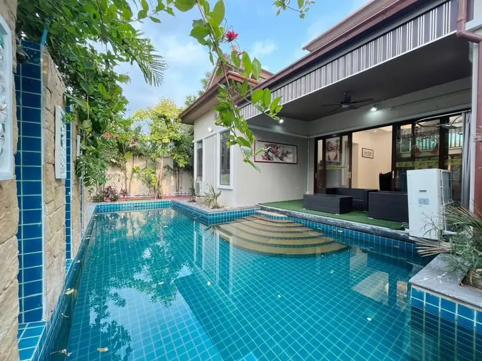 Villa avec piscine 3 chambres à vendre ou à louer — East Pattaya, Pattaya