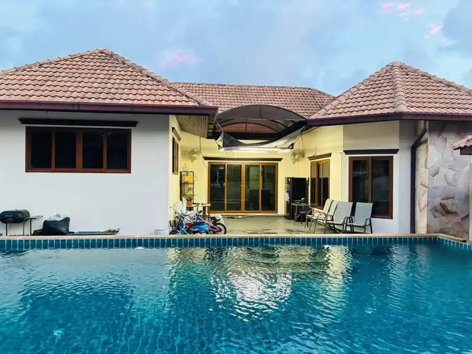 Villa avec piscine 3 chambres à vendre — East Pattaya, Pattaya