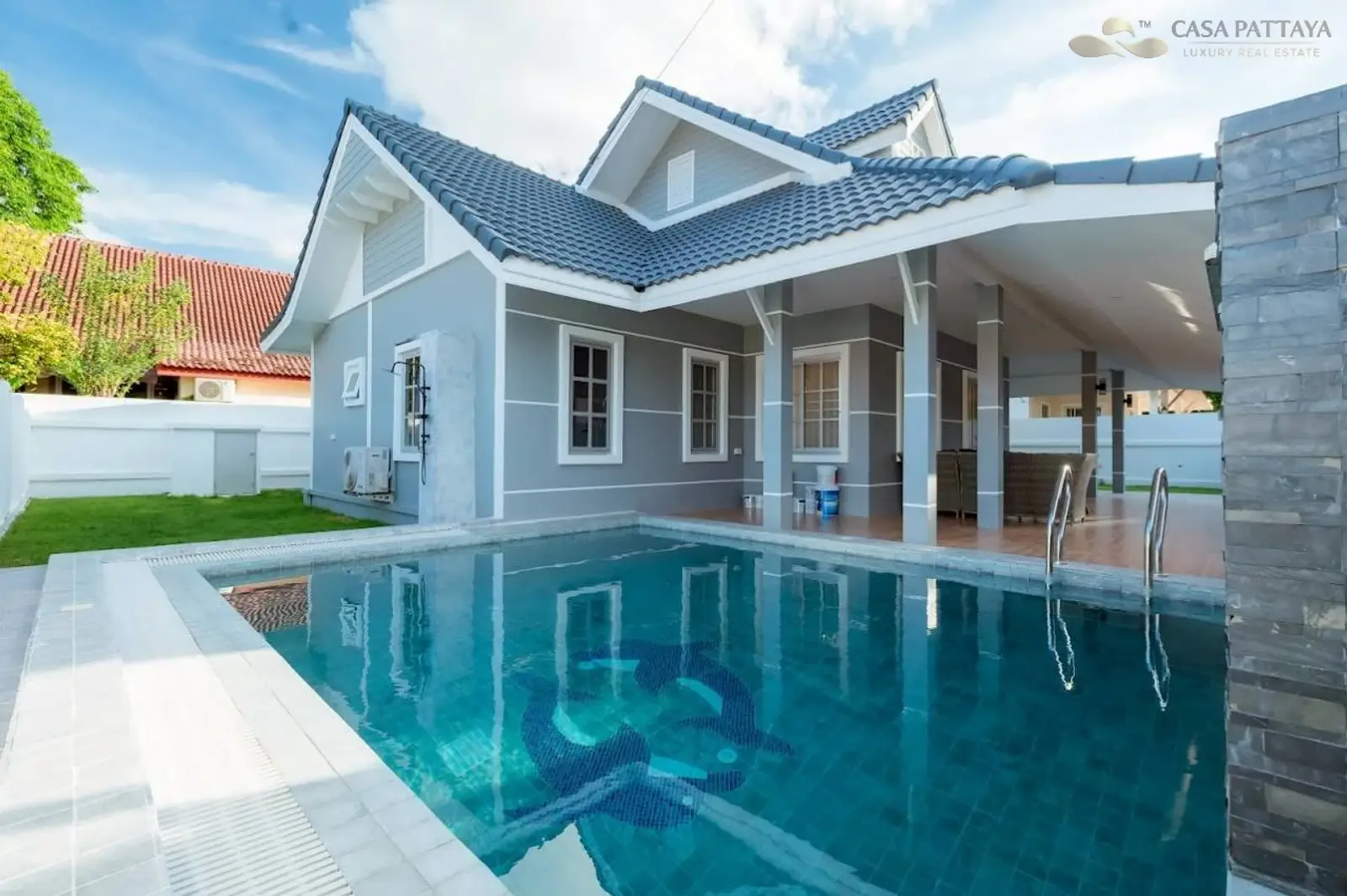 Villa avec piscine 3 chambres à vendre — East Pattaya, Pattaya